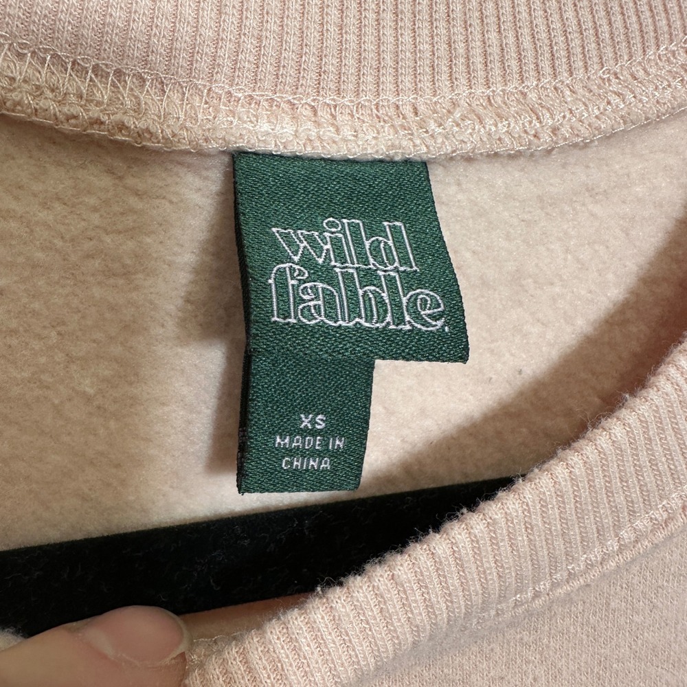 Wild Fable Pink Smiley Face Graphic Sweatshirt Women's XS - Picture 4 of 5
